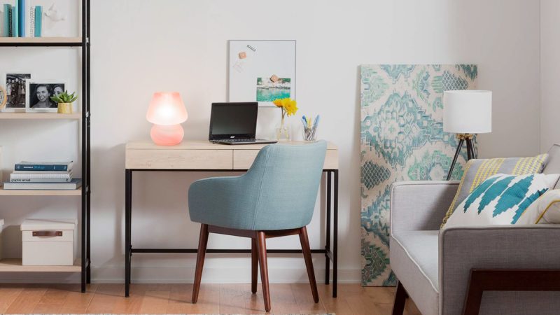 Comment accrocher un lustre avec une chaîne