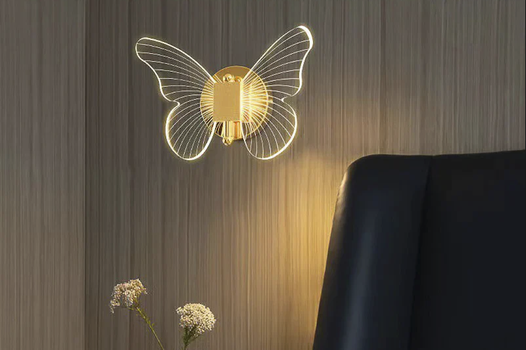 Lampe murale en forme de papillon pour la chambre