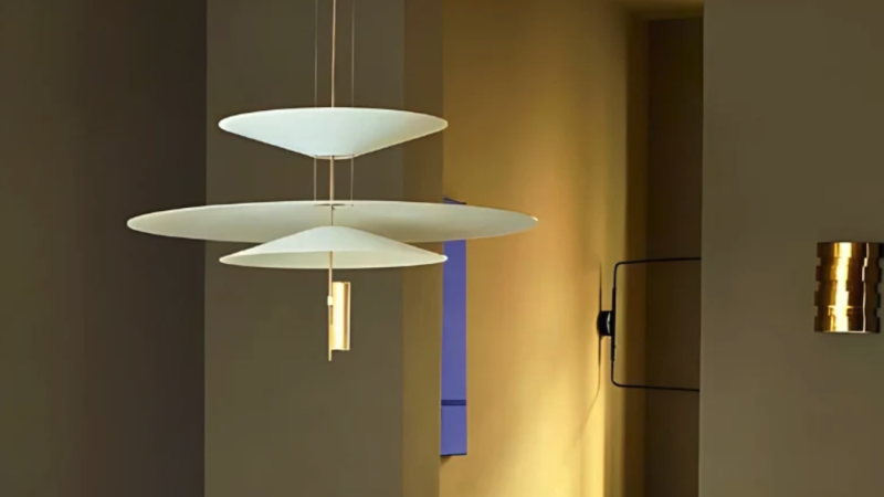 Le Lustre Moderne Flamant