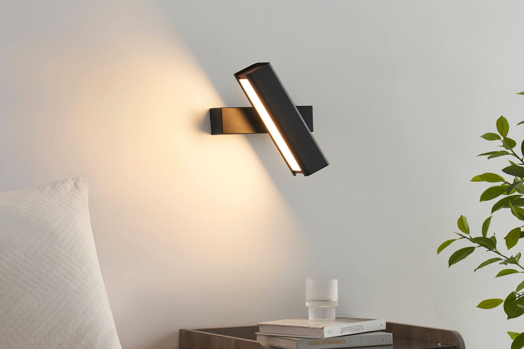 Lampe de lecture murale pivotante ajustable